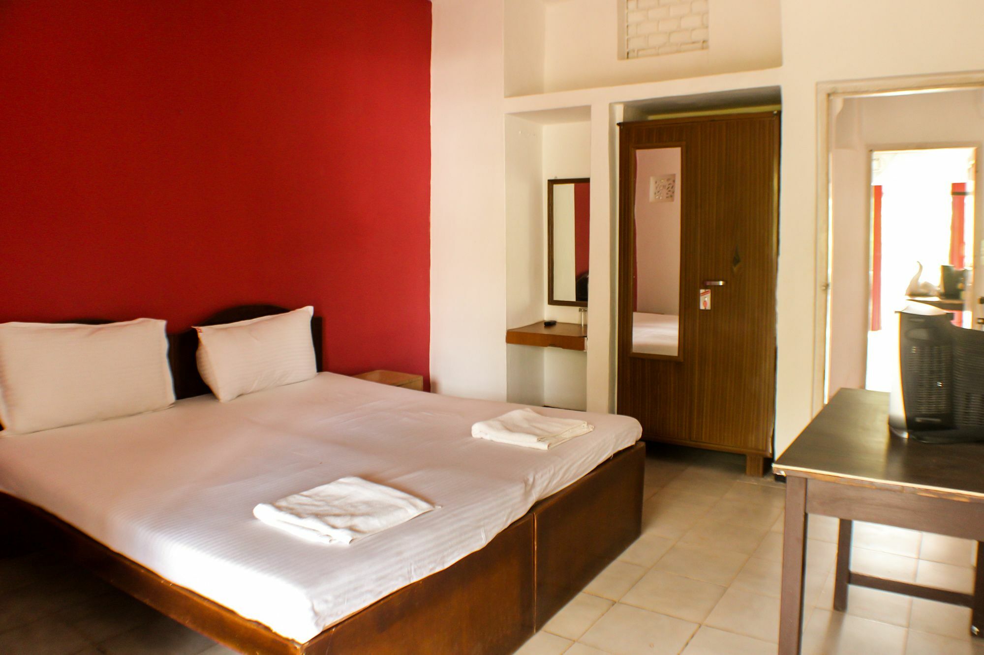 Ave Maria Guest House Candolim Extérieur photo